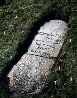 Nicholas Klein tombstone