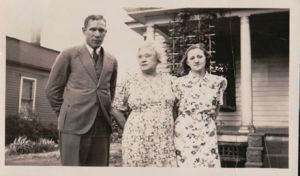 Etta with son & Granddaughter