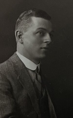 Douglas Redston Warner (1888-1916)