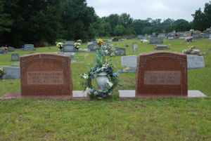 Vernon Lee & Mildred Grubbs - Headstone