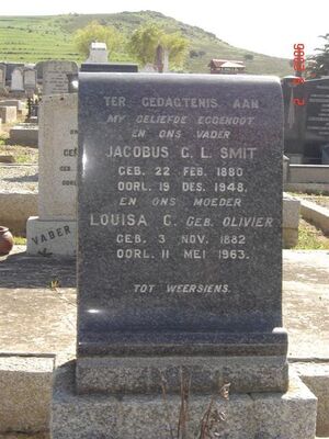 Grave of Jacobus Gideon Lourens Smit and Louisa Cecilia Olivier