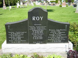Monument Famille Roy - généalogie - Immaculée Conception, Pain Court, Kent, Ontario
