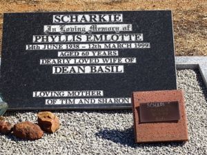 Grave of Phyllis Scharkie