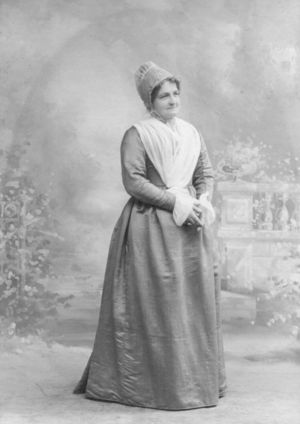 Lydia Elenah Young, wife of John Alden Miller, Sr.