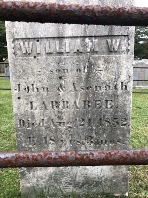 William W. Larrabee Headstone
