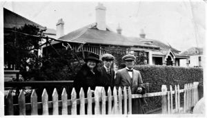 Sophie (MacLean) Taylor, her brother Jack and his son (unknown)