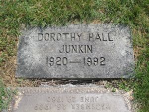 Gravemarker of Dorothy Lois (Hall) Junkin