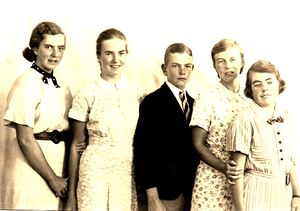 Nonie, Eve, Percy, Molly & Barbie - the Levick children