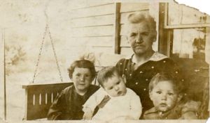 Dora Roberts with her grandchildren Henna, Mary and Harold Roberts