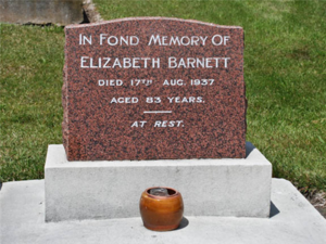 Elizabeth Barnett Image 1