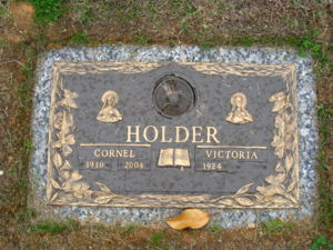 Cornell Holder tombstone
