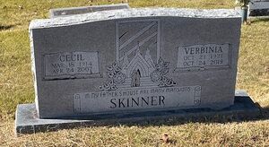 Cecil and Verbinia Skinner grave marker