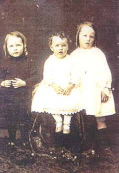 Henry Percy, Violet Ester, and Ellen Myrtle WARD