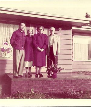 L to R: Verle Radcliff (?), Zelma Radcliff, Muril Rodgers, Elva Rodgers