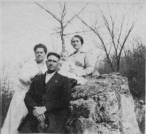 Mary Boaz w/brother George W. Hanshew and his wife Georgia