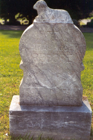 Clara and Albert gravestone
