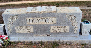Grover and Ina Salina Halford Deyton tombstone