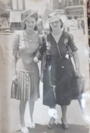 Photo of Johanna Levina Maritz (1929 - 2003) (L) and Esther Francina Jacoba Nortje (1906 - 1948) (R)