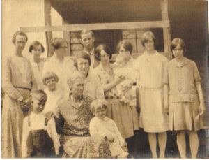 Sowell Family in 1928