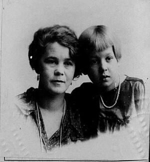 Passport photo, Olga and Gunvor.
