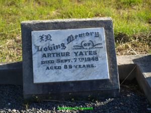 Gravestone Arthur Yates