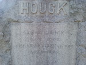 Samuel and Huldah Lutsey Houck gravestone