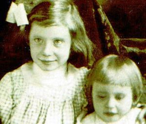 Pauline Layman with sister Dorothy