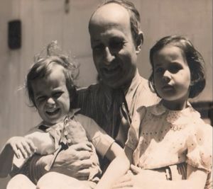 Fritz Goldberg with Jonathan and Irene