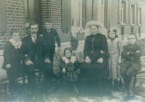 Family Jac Smeets & Maria Weijs around 1915