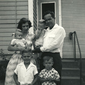 Harold Perdue Family: 1954