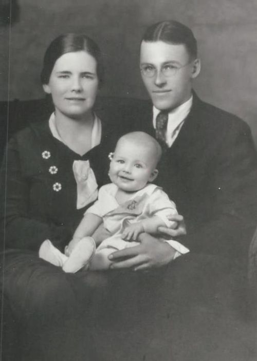 Lila and Siver Helling with their oldest son, John.