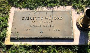 Photo of Headstone of Everette Newt Alford