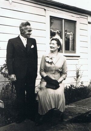 Arthur William Barnett and Elizabeth Catherine Barnett (nee Chamberlain)