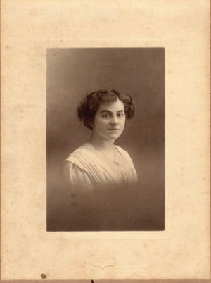 Gladys Brimelow about 20 years Old