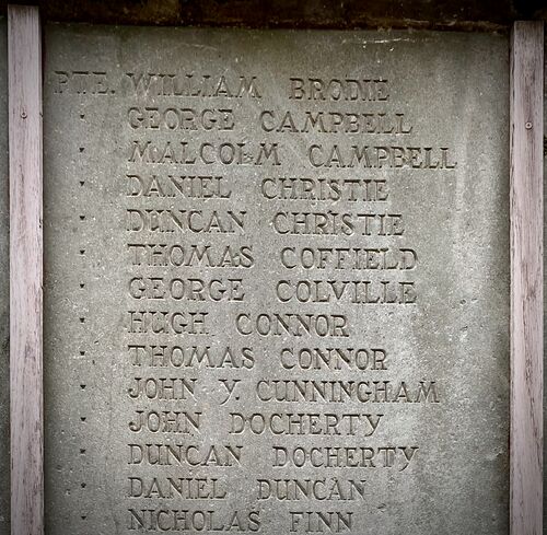 500px-Campbeltown_War_Memorial-30.jpg
