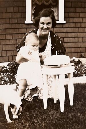 Ruth Mildred Bradbury holding Shirley Joyce Dexter on her first birthday