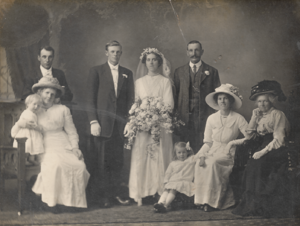 James Henry Wakeling marries Florence Gladys Hargrave 1914