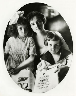Women's suffrage activist Anne Dallas Dudley with her children