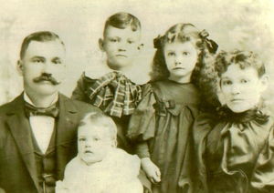 Narcisse Thibodeau family - circa 1896