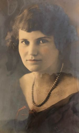 Rosalena V. Lentz