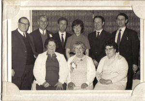 Ethel (seated middle) with her family, son Alf standing third from left, son Jim second from right, daughter Flo seated on left. Joyce seated right, Gordon standing far right.