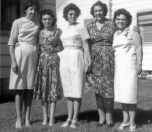 Galusha girls; (left) Vera Iona, Laura Belle, Eunice Mabyl, Reata Francis and Goldie Marjorie