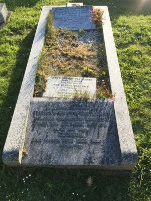 Grave of Thomas Henry Trethewey and Lucinda (Hancock) Trethewey