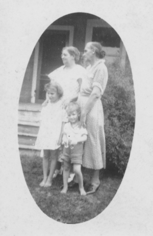 Grace Gilson, Grandma Small, Florene and Floyd Jr