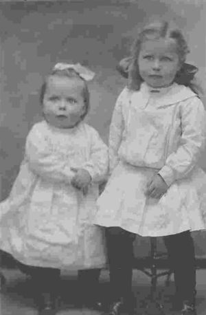Sisters Margaret (Will) Dye and Ruth (Will) Rood