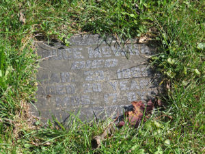 Bruce's grave marker