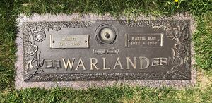 Headstone for Robert and Hattie May Warland