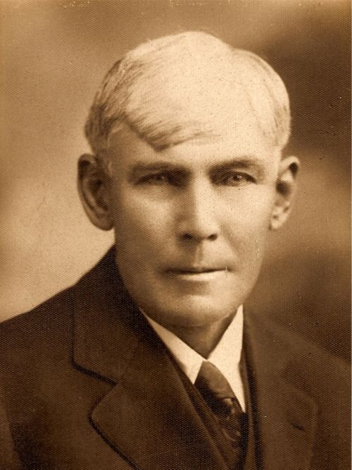 500px-Charles_Hayek_b1874.jpg