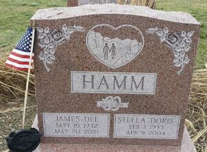 James D Hamm and Stella/Doris A. Majgier tombstone