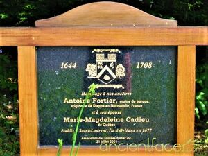 Mémorial / Memorial: Antoine Fortier & Marie Magdeleine Cadieu